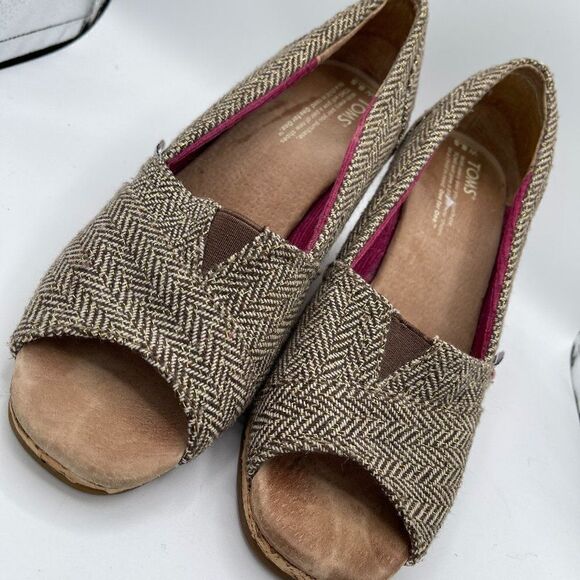 Toms Peep Toe Gold Metallic Herringbone Wedge 8.5 - Picture 1 of 6